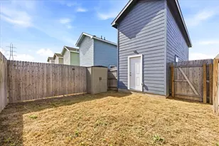 6920 Elm Cv, San Antonio, TX 78244 - Photo 20