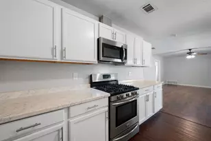 11604 N Oaks Dr, Austin, TX 78753 - Photo 10