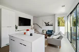 7505 Wynne Ln, Austin, TX 78745 - Photo 2