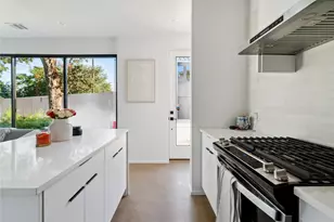 7505 Wynne Ln, Austin, TX 78745 - Photo 12