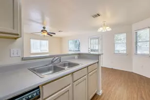 844-846 Sagewood Trail, San Marcos, TX 78666 - Photo 10