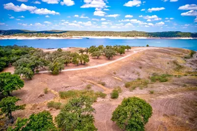 529 Venture Boulevard S, Point Venture, TX 78645 - Photo 32