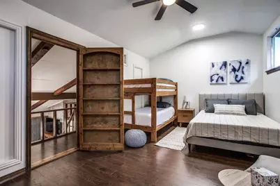 529 Venture Boulevard S, Point Venture, TX 78645 - Photo 14