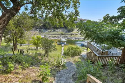 529 Venture Boulevard S, Point Venture, TX 78645 - Photo 18