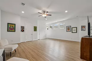 208 Great Lawn Bnd, Liberty Hill, TX 78642 - Photo 10