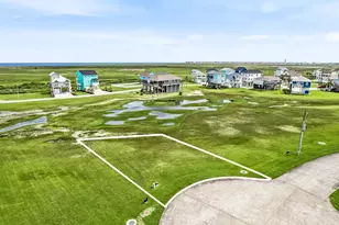 3807 Carmel Ct, Galveston, TX 77554 - Photo 1