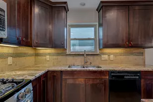 4506 Oak Creek Dr, Austin, TX 78727 - Photo 26
