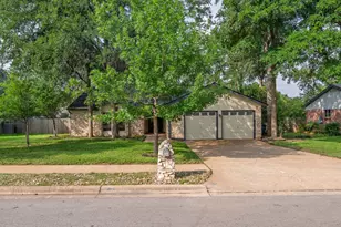 4506 Oak Creek Dr, Austin, TX 78727 - Photo 4