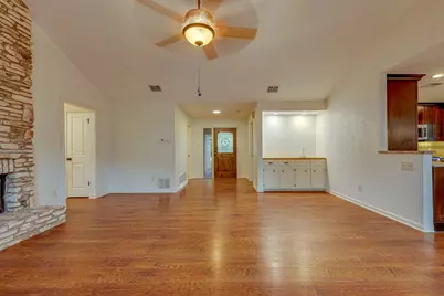 4506 Oak Creek Drive, Austin, TX 78727 - Photo 20