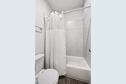 7805 Turnback Ledge Trail, Lago Vista, TX 78645 - Photo 24