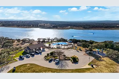 7805 Turnback Ledge Trail, Lago Vista, TX 78645 - Photo 34