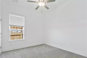 135 Horseshoe Cove, Kyle, TX 78640 - Photo 22
