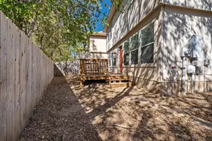 7101 Thannas Way, Austin, TX 78744 - Photo 40