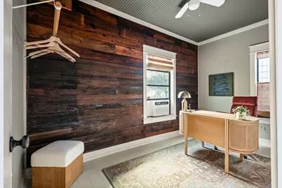 2110 E 9th Street, Austin, TX 78702 - Photo 28