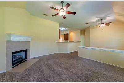 7414 W Magic Mountain Lane, Round Rock, TX 78681 - Photo 18
