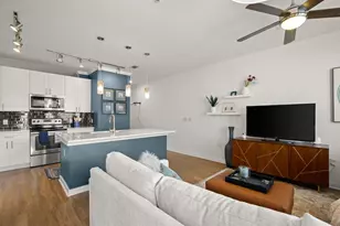 1900 Barton Springs Rd, Austin, TX 78704 - Photo 4
