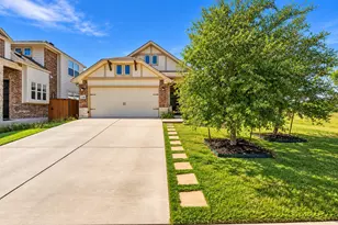 216 Spinnaker Loop, Kyle, TX 78640 - Photo 2