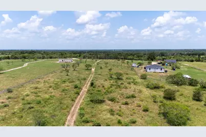 401 Turnback Trail, Dale, TX 78616 - Photo 28