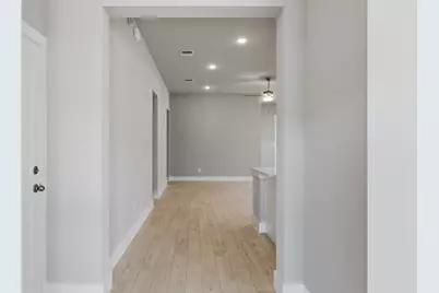 19128 Ariel Elena Way, Pflugerville, TX 78660 - Photo 4