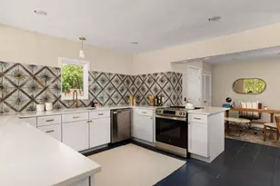 5807 Woodview Ave, Austin, TX 78756 - Photo 8