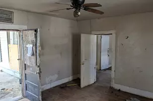710 S 19th St, Temple, TX 76504 - Photo 4