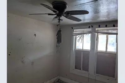 710 S 19th Street, Temple, TX 76504 - Photo 6