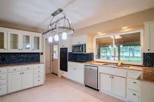 8806 Balcones Club Dr, Austin, TX 78750 - Photo 2