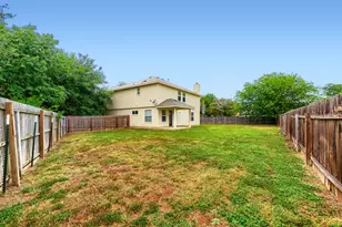 610 Carole Cove, Bastrop, TX 78602 - Photo 28