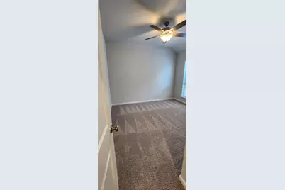 212 Los Olives Lane, Liberty Hill, TX 78642 - Photo 18