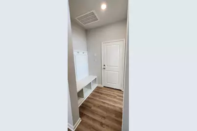 212 Los Olives Lane, Liberty Hill, TX 78642 - Photo 4