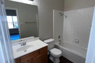 143 Marvin Cove, Hutto, TX 78634 - Photo 10