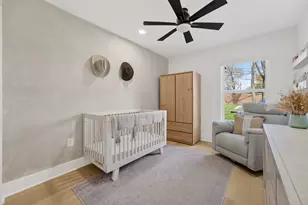 504 W Croslin St, Austin, TX 78752 - Photo 16