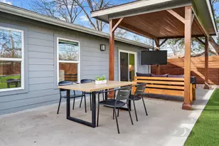504 W Croslin St, Austin, TX 78752 - Photo 20