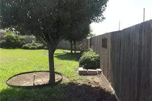 18928 Alnwick Castle Dr, Pflugerville, TX 78660 - Photo 14