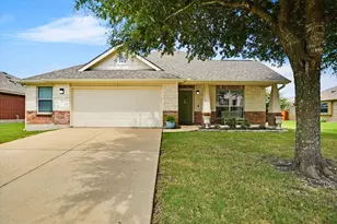 18717 Royal Pointe Dr, Pflugerville, TX 78660 - Photo 1
