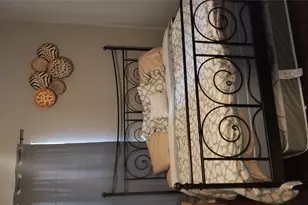 407 S Main St, Taylor, TX 76574 - Photo 6