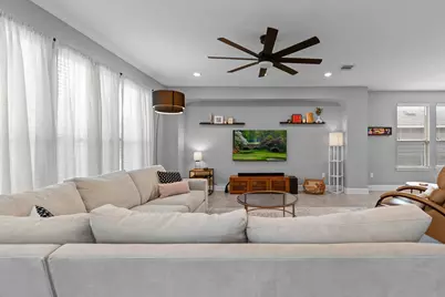 7813 Peccary Drive, Austin, TX 78744 - Photo 12