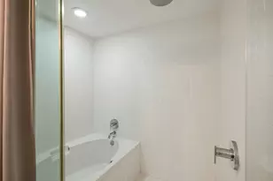 603 Davis St, Austin, TX 78701 - Photo 8