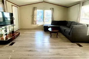 4604 Pimlico Dr, Del Valle, TX 78617 - Photo 6