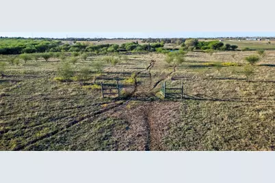 3191 County Road 463, Elgin, TX 78621 - Photo 22