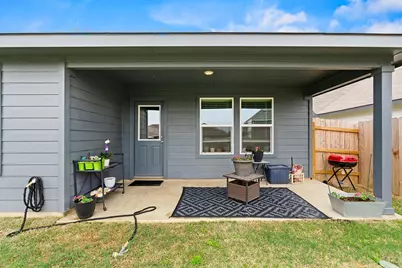 405 Perry Place, Rockdale, TX 76567 - Photo 18