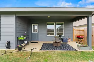405 Perry Pl, Rockdale, TX 76567 - Photo 18