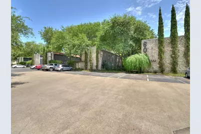 604 Franklin Boulevard #A, Austin, TX 78751 - Photo 2