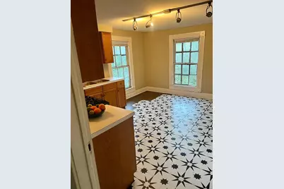 706 W 32nd Street #B, Austin, TX 78705 - Photo 4
