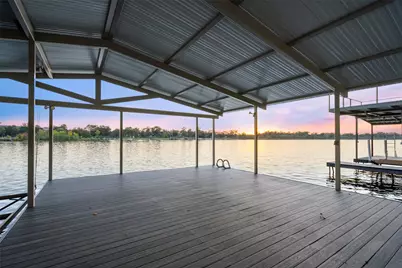 327 Meadowlakes Drive, Meadowlakes, TX 78654 - Photo 8
