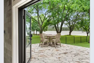 327 Meadowlakes Drive, Meadowlakes, TX 78654 - Photo 18