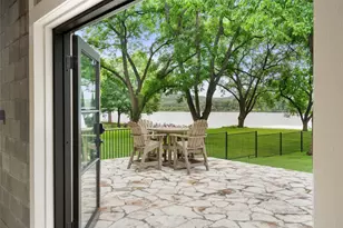 327 Meadowlakes Dr, Meadowlakes, TX 78654 - Photo 18