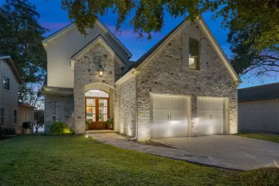 327 Meadowlakes Drive, Meadowlakes, TX 78654 - Photo 1