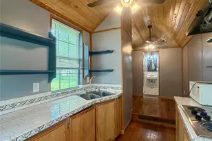 184 3rd St, Maxwell, TX 78656 - Photo 2