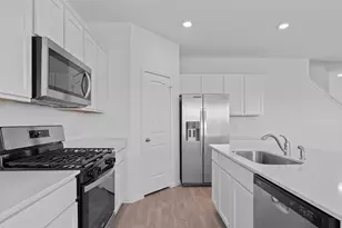 119 Morning Glory Loop, Kyle, TX 78640 - Photo 6